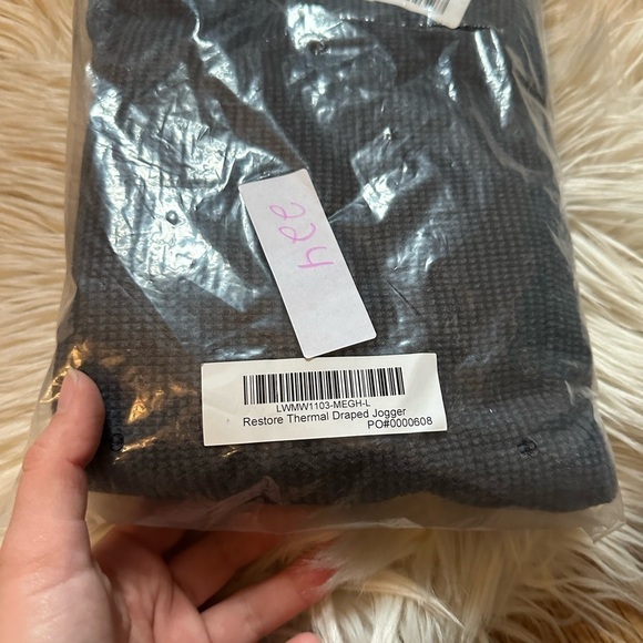 LUNYA Restore Thermal Draped Jogger In Mercurial Grey Heather - Picture 4 of 4